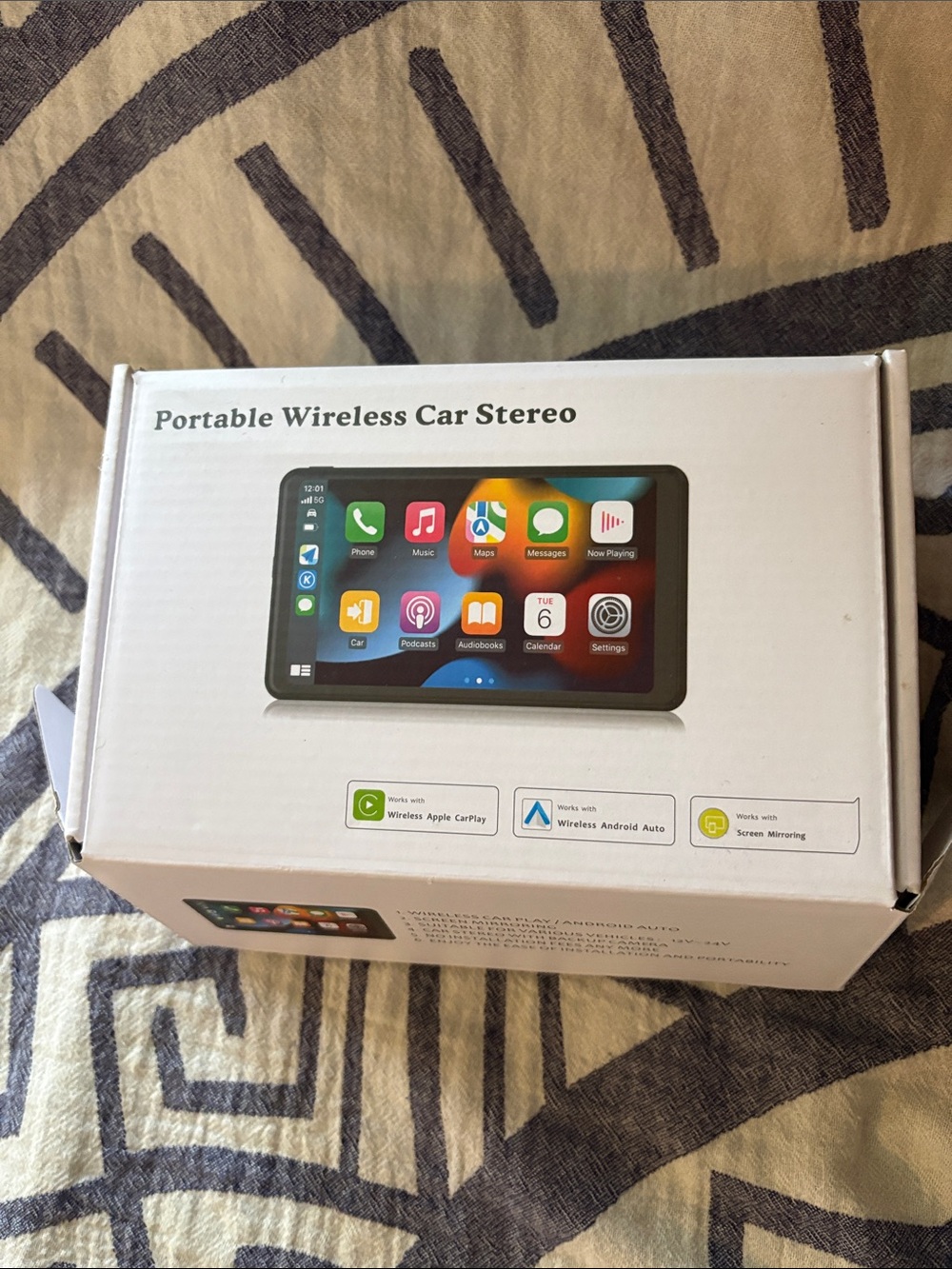 7-Inch Touchscreen Multimedia Player Manual — Blue Accents